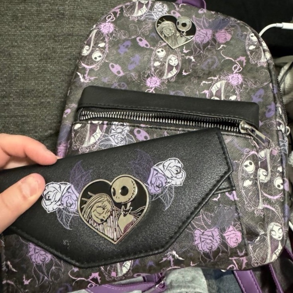 Nightmare Before Christmas Loungefly Backpack and wallet/cards/shirt/lights